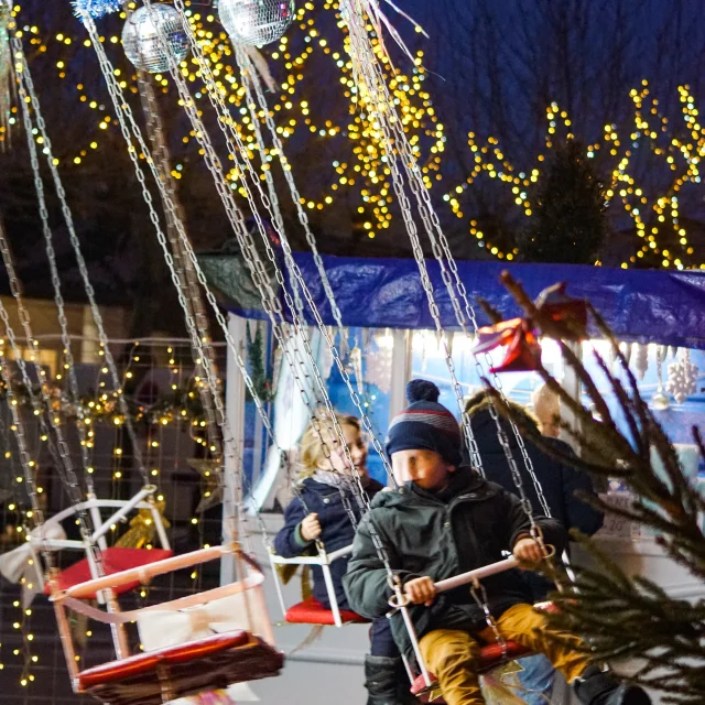 Kinder Auf Einer Weihnachtsfeier Insel Re Von Marion Diocles