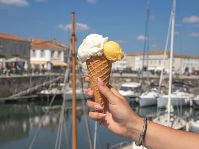 Glace Sur Le Port De Saint Martin Jules Serurier