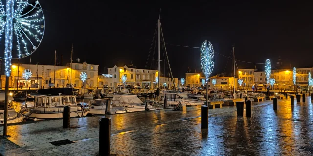 Weihnachtsbeleuchtung Port La Flotte 2022 Ile De Re Von Cecile Malivert