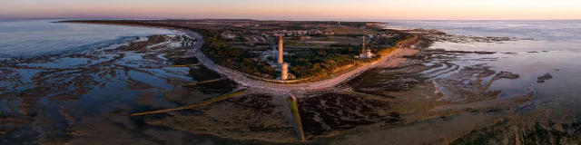 Phare Des Baleines St Clement Edouard Salmon