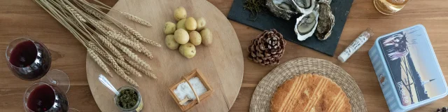 Table avec divers aliments de l'Île de Ré