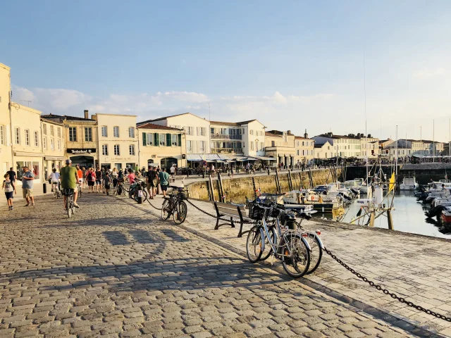 Port De Saint Martin Soiree Juilletjerome Lechelle