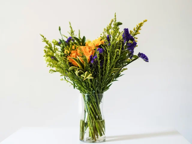 Bouquet de fleurs dans un vase